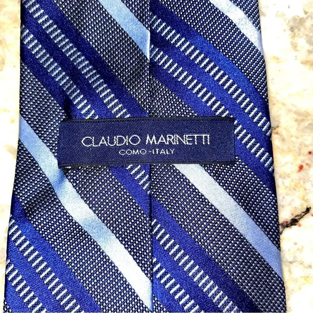 Claudio Marinetti Como Italy Blue Stripe 100% Silk Mens Tie EUC
